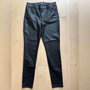 White House Black Market The Skinny Jean - High Rise Curvy - Size: 8L